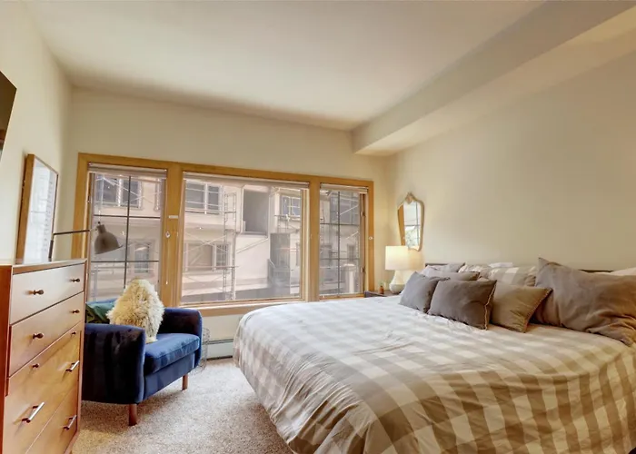 4 Bedrooms Apartment Copper Mountain
