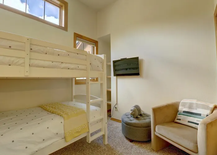4 Bedrooms Copper Mountain