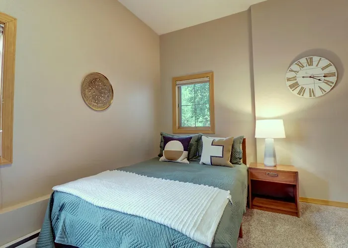 4 Bedrooms Copper Mountain